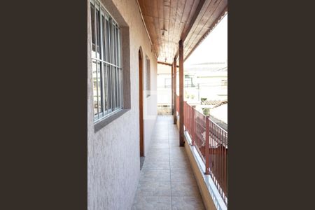 Casa 2 - Corredor de casa à venda com 4 quartos, 200m² em Jardim Eusonia, Guarulhos
