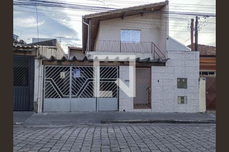 Fachada de casa à venda com 4 quartos, 200m² em Jardim Eusonia, Guarulhos