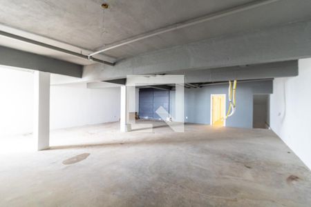 Garagem de casa à venda com 3 quartos, 1106m² em Vila Assunção, Porto Alegre