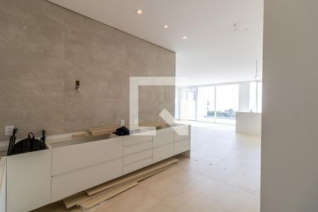Cozinha de casa à venda com 3 quartos, 1106m² em Vila Assunção, Porto Alegre