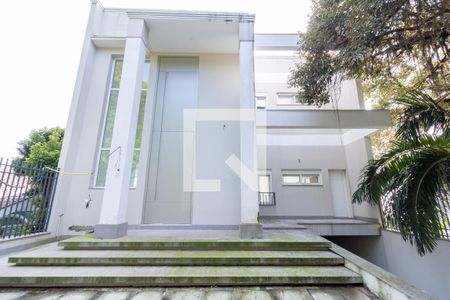 Fachada de casa à venda com 3 quartos, 1106m² em Vila Assunção, Porto Alegre