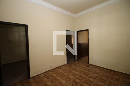 Sala de casa à venda com 2 quartos, 70m² em Olaria, Rio de Janeiro