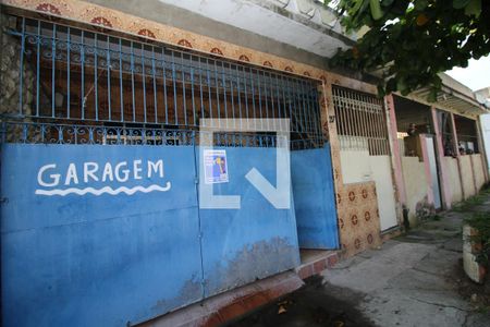 Fachada da casa de casa à venda com 2 quartos, 70m² em Olaria, Rio de Janeiro