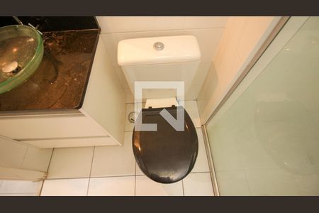 Apartamento à venda com 45m², 2 quartos e 1 vaga Apartamento à venda com 45m², 2 quartos e 1 vagaBanheiro