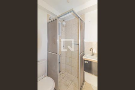 Banheiro de apartamento à venda com 2 quartos, 42m² em Olaria, Canoas