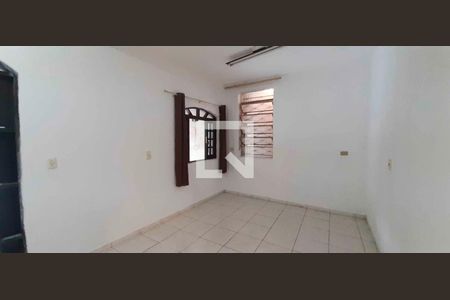 Sala  de casa para alugar com 3 quartos, 250m² em Umuarama, Osasco