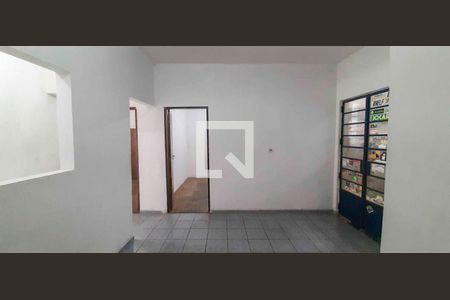 Sala de Estar de casa para alugar com 3 quartos, 250m² em Umuarama, Osasco