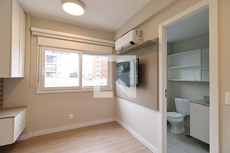 Suíte de apartamento para alugar com 3 quartos, 66m² em Jardim Lindóia, Porto Alegre