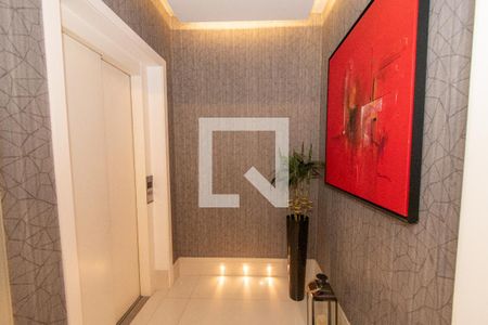 Hall exclusivo elevador de apartamento à venda com 3 quartos, 245m² em Jardim Vila Mariana, São Paulo