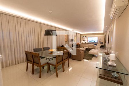 Sala de apartamento à venda com 3 quartos, 245m² em Jardim Vila Mariana, São Paulo