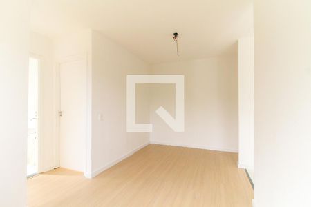 Sala de apartamento para alugar com 2 quartos, 42m² em Fazenda Caguaçu, São Paulo