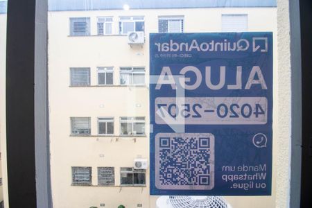 Plaquinha de apartamento para alugar com 1 quarto, 38m² em Vila Ipiranga, Porto Alegre