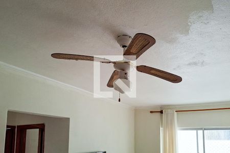 Sala de apartamento para alugar com 1 quarto, 50m² em Guilhermina, Praia Grande
