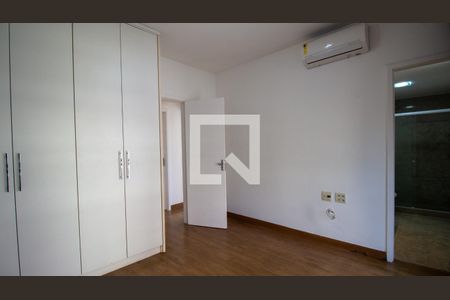 Suíte de apartamento à venda com 4 quartos, 120m² em Barra da Tijuca, Rio de Janeiro
