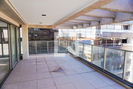 Varanda de apartamento à venda com 3 quartos, 347m² em Jardim Paulista, São Paulo