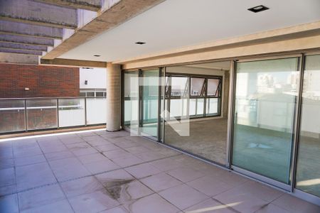 Varanda de apartamento à venda com 3 quartos, 347m² em Jardim Paulista, São Paulo