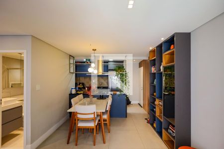 Sala de jantar de apartamento à venda com 2 quartos, 63m² em Vila Inglesa, São Paulo
