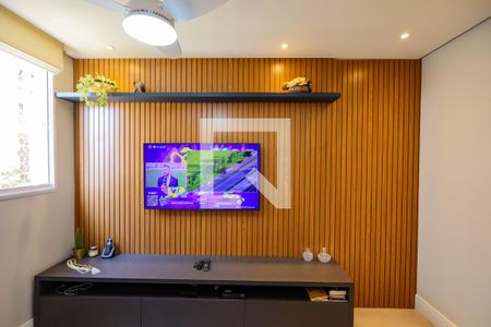 Sala de Estar de apartamento à venda com 2 quartos, 63m² em Vila Inglesa, São Paulo