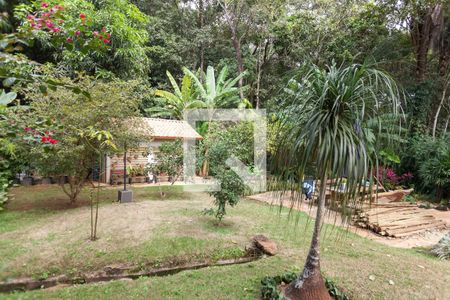 Quintal de casa de condomínio à venda com 5 quartos, 500m² em Retiro do Chalé, Brumadinho