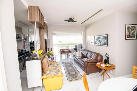 Sala de apartamento à venda com 2 quartos, 82m² em Barra da Tijuca, Rio de Janeiro