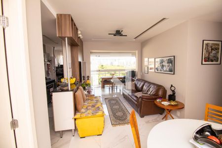 Sala de apartamento à venda com 2 quartos, 82m² em Barra da Tijuca, Rio de Janeiro