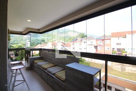 Varanda de apartamento à venda com 2 quartos, 64m² em Anil, Rio de Janeiro