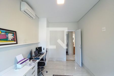 Escritório de casa de condomínio à venda com 4 quartos, 360m² em Jardim Nova Europa, Campinas