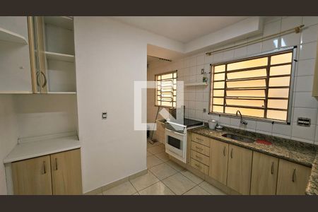 Cozinha e Área de Serviço de apartamento para alugar com 2 quartos, 54m² em Jardim Trevo, Jundiaí