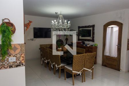Cozinha de casa à venda com 4 quartos, 800m² em Interlagos, São Paulo