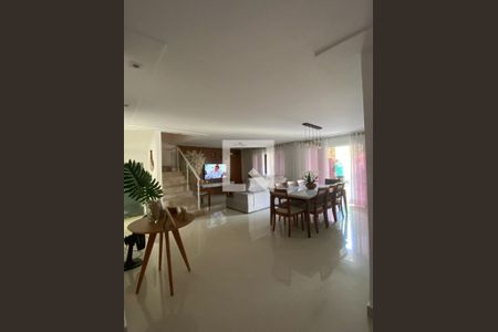 Casa de Condomínio à venda com 3 quartos, 240m² em Vargem Pequena, Rio de Janeiro