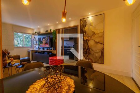 Sala de apartamento à venda com 2 quartos, 58m² em Barra da Tijuca, Rio de Janeiro