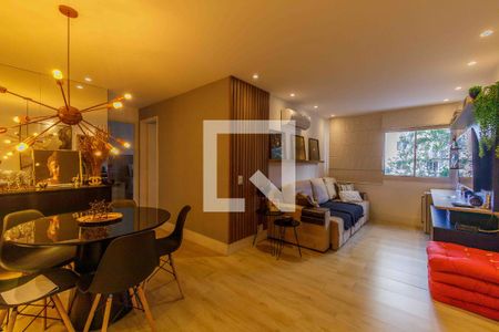 Sala de apartamento à venda com 2 quartos, 58m² em Barra da Tijuca, Rio de Janeiro