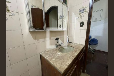 Banheiro Social de casa para alugar com 3 quartos, 191m² em Penha de França, São Paulo