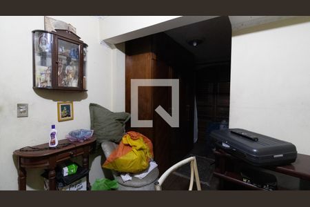 Suíte de casa à venda com 4 quartos, 209m² em Jardim Maringa, São Paulo