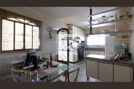 Cozinha de casa à venda com 4 quartos, 209m² em Jardim Maringa, São Paulo