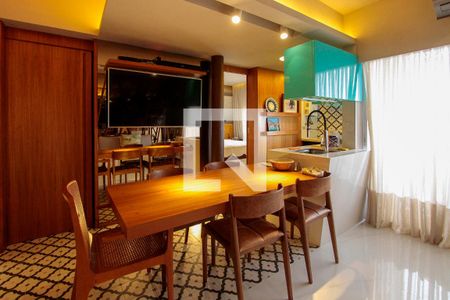 Sala de apartamento à venda com 1 quarto, 50m² em Barra da Tijuca, Rio de Janeiro