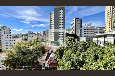 Vista de apartamento à venda com 4 quartos, 292m² em Sion, Belo Horizonte