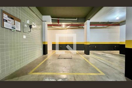 Garagem de apartamento à venda com 4 quartos, 292m² em Sion, Belo Horizonte