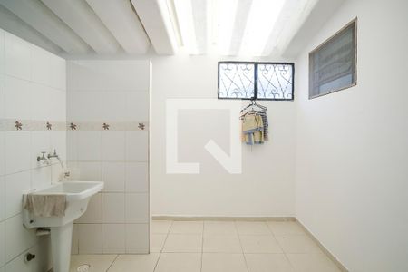 Área de serviço de casa à venda com 4 quartos, 200m² em Rudge Ramos, São Bernardo do Campo
