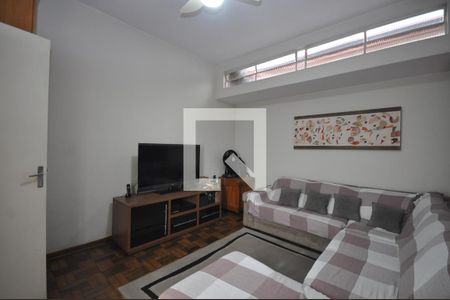 Sala de TV de casa à venda com 3 quartos, 160m² em Vila Gustavo, São Paulo