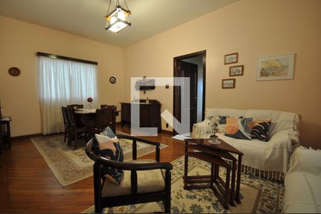 Sala de casa à venda com 3 quartos, 160m² em Vila Gustavo, São Paulo