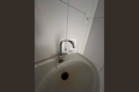 Banheiro de apartamento à venda com 2 quartos, 90m² em Centro, Campinas