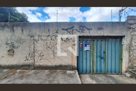 Fachada de casa à venda com 4 quartos, 250m² em Itatiaia, Belo Horizonte