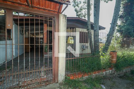 Fachada de casa à venda com 3 quartos, 200m² em Morro Santana, Porto Alegre