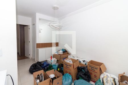 Sala de apartamento para alugar com 2 quartos, 65m² em Vila Valqueire, Rio de Janeiro