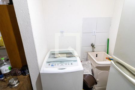 Cozinha de apartamento à venda com 2 quartos, 50m² em Partenon, Porto Alegre