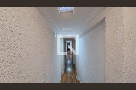 Corredor primeiro piso de casa para alugar com 6 quartos, 270m² em Jardim Messina, Jundiaí