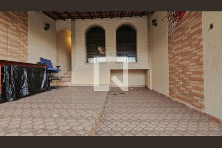 Garagem de casa para alugar com 6 quartos, 270m² em Jardim Messina, Jundiaí