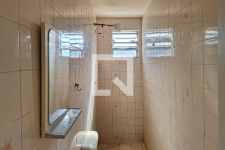 Banheiro de casa à venda com 2 quartos, 80m² em Engenhoca, Niterói