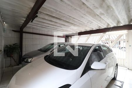 Garagem de casa à venda com 4 quartos, 140m² em Jardim Brasil (zona Norte), São Paulo